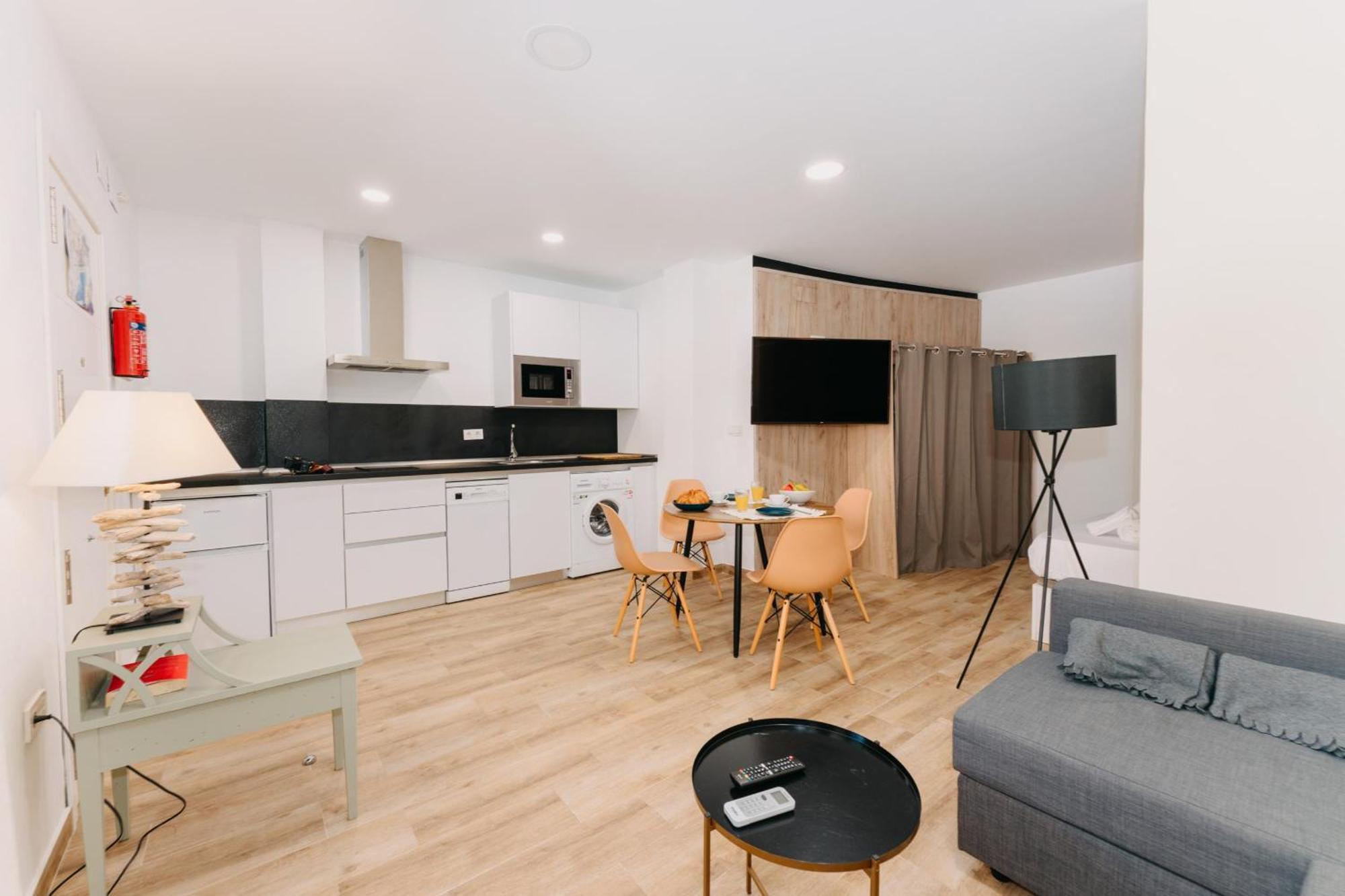 Coverlin Apartamentos San Francisco Màlaga Pokoj fotografie